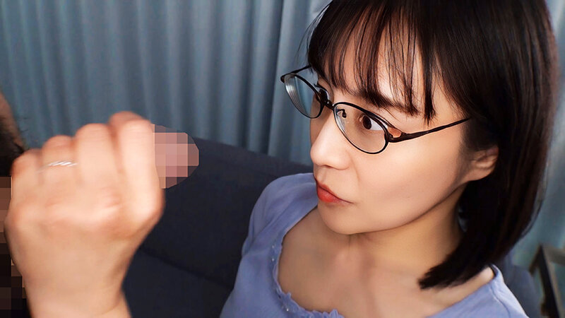 「【人妻熟女】美熟女の濃厚手コキ＆フェラで大量発射！羞恥プレイ10連発の口淫コレクション」のサンプル画像14枚目