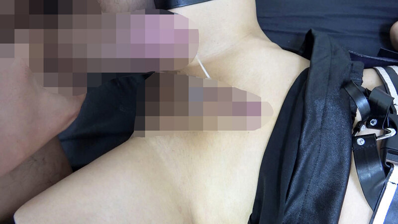 「ドS女王様外見が美貌崩壊アへ顔ドM堕ち触られるだけで【ペニクリが黒光りフル勃起する超敏感男の娘】連続イラマえずき汁噴射＆イッてもやめない猛ピストンケツマ●コ結合部に追ザーメンぶっかけ5P乱交SEX」のサンプル画像10枚目