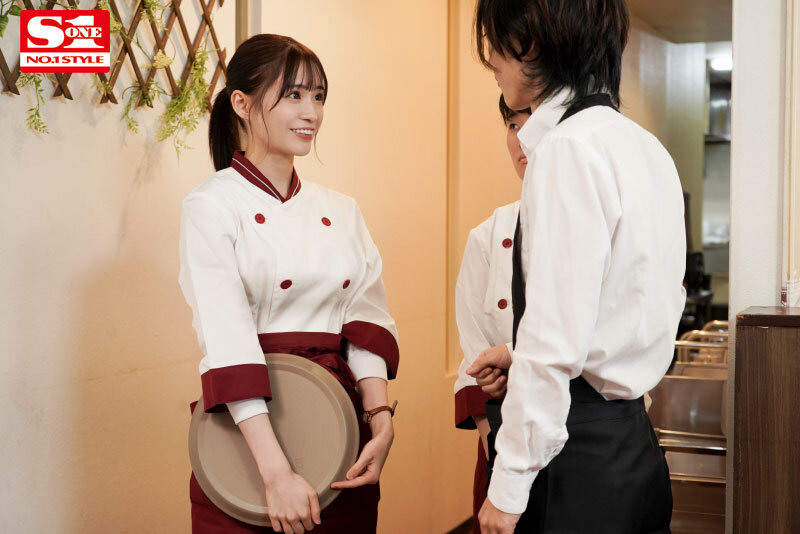 「バイト先の優しすぎる店長に酔ったふりして甘えちゃうあざと可愛い女子大生の相部屋NTR 未歩なな」のサンプル画像1枚目