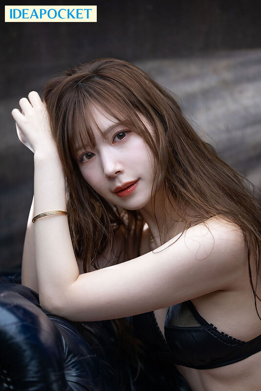 「スレンダー女優・明里つむぎの中出し作品を完全網羅!8年間の軌跡ベスト盤を徹底レビュー」のサンプル画像1枚目