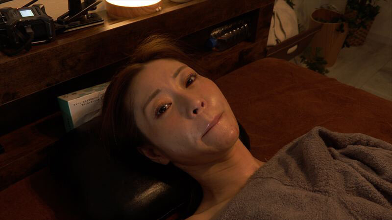 「伝説の性感マッサージ VS 葵百合香」のサンプル画像10枚目