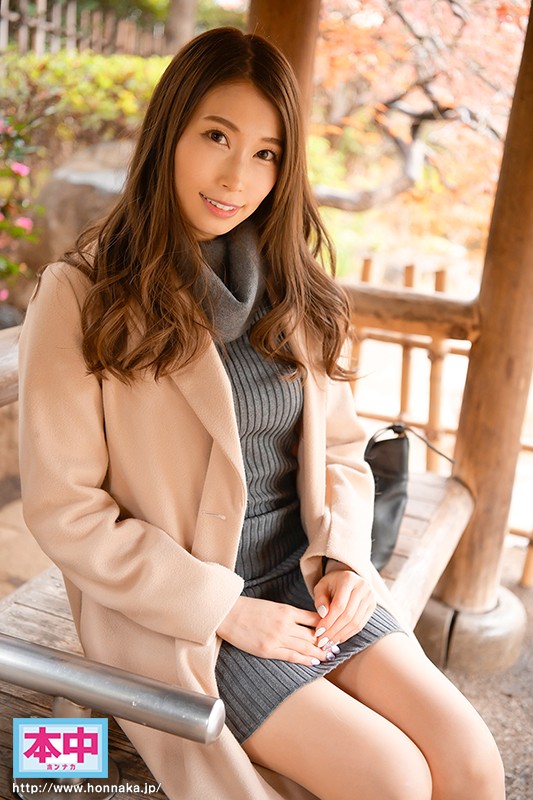 「僕だけが知っている女上司の裏顔。もの凄いジュポフェラで竿がバカになるまで焦らされ続けたデート後の猛烈なベロキス中出し 人事部:主任 由美香さん 佐伯由美香」のサンプル画像1枚目