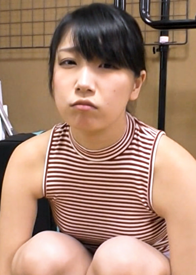 極度の男の臭いフェチな愛娘は、俺の恥ずかしい所の臭いを嗅いでエロ顔に・・・。