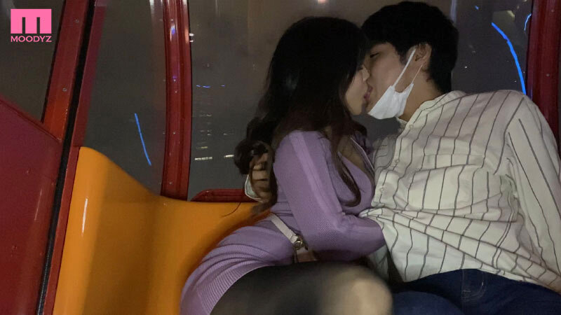 「あれ？外なのにおっきしてる 彼女が在宅の2日間、セフレ志願の彼女の親友と密着囁き誘惑デートで勃起させられたら即近くのホテルで何度も何度も中出ししまくった。 神宮寺ナオ」のサンプル画像2枚目