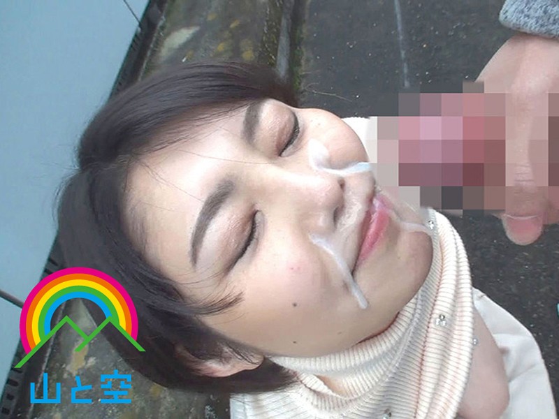 「SNSで露出実況を生配信中の見せたがり露出狂に凸してみた。」のサンプル画像14枚目