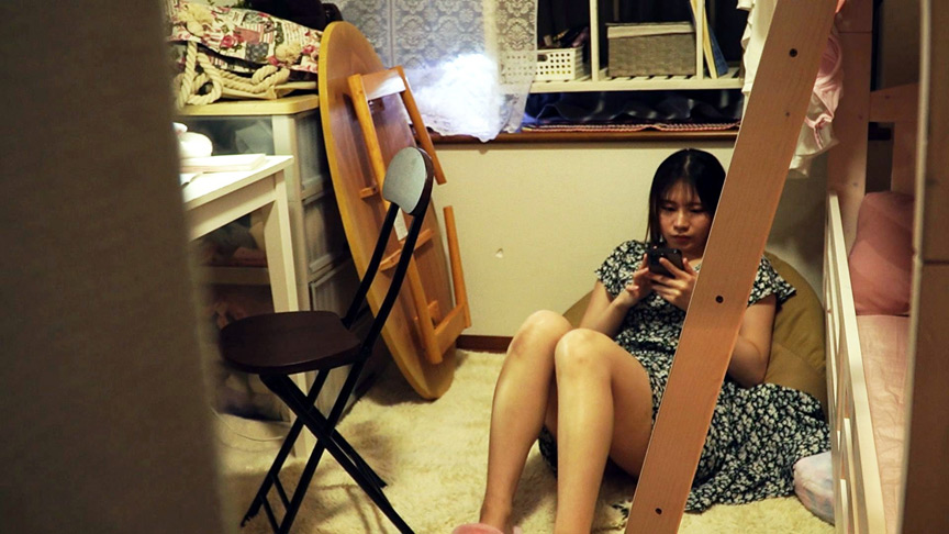 「【素人】有名私大女子寮のエッチなオナニー記録♡一人エッチで感じまくる女子大生の自慰行為」のサンプル画像1枚目