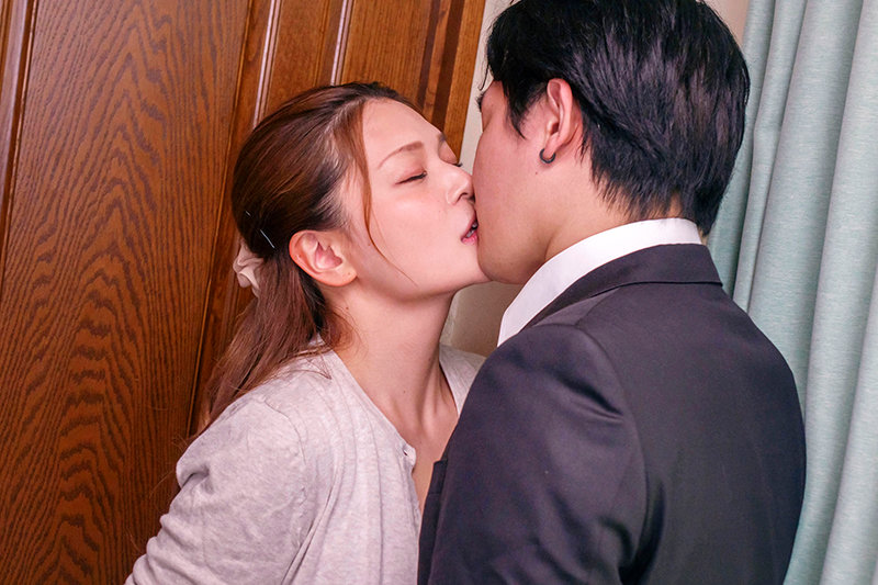 「無職無収入で巨根の義弟に夫に内緒でヤラせてあげた優しい優しい美人兄嫁 橘メアリー」のサンプル画像4枚目