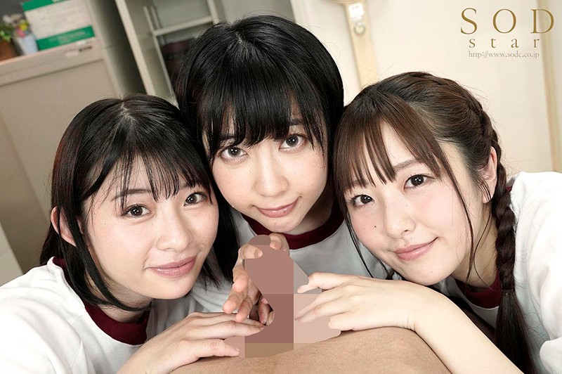 「教育実習生が巨根と聞きつけ校内中どこでも求愛ハーレム4Pを仕掛ける学園一美少女トリオ」のサンプル画像16枚目