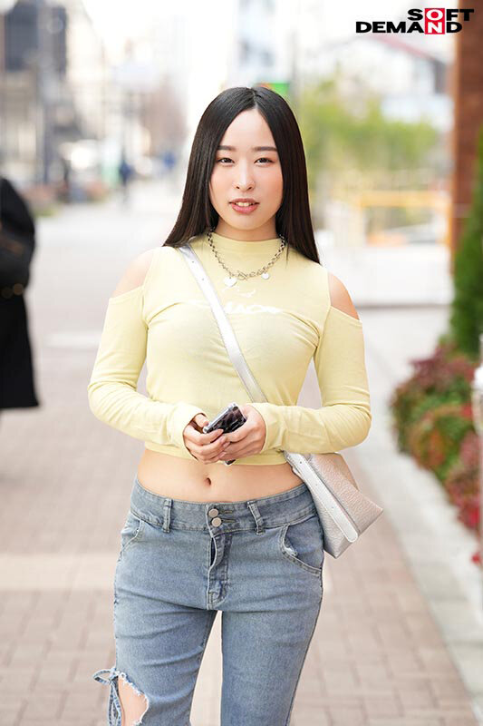 「マジックミラー号 へそ出しY2K女子限定!! 初めてのDEEP乳揉み! 恥ずかしいけど吐息を漏らしちゃうおっぱい敏感娘は生ち〇ぽだって受け入れちゃう??」のサンプル画像8枚目