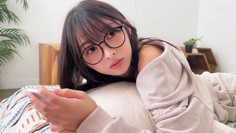 「【美少女】巨乳ニート娘と自宅で濃厚イチャラブ！潮吹き・中出しハメ撮り285分【素人風】」のサムネイル