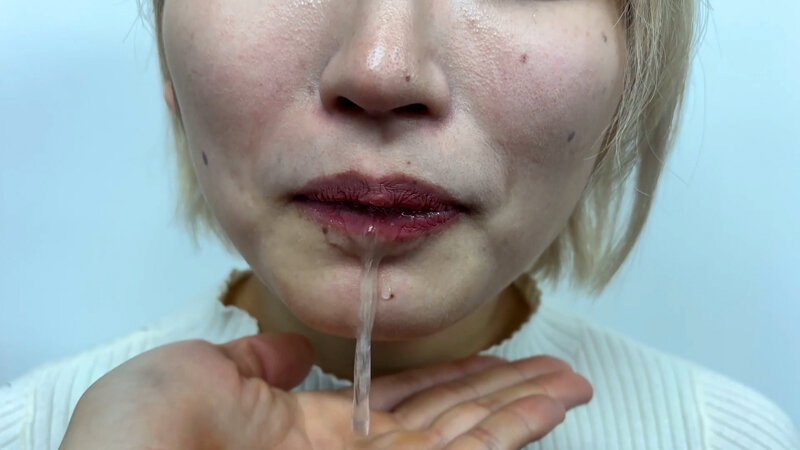 「街角で声をかけて口内観察させてもらう 美容部員 はるのちゃん」のサンプル画像12枚目