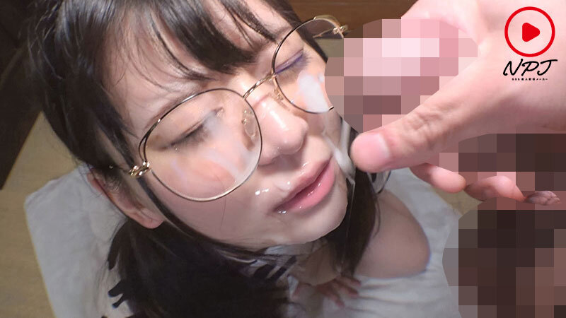 「チ〇ポを見たがる女の子 男性器をちゃんと見たことがない巨乳うぶっ娘女子にチ〇ポ6本同時に見せつけたあと、ねっちょり輪●してあげました」のサンプル画像7枚目
