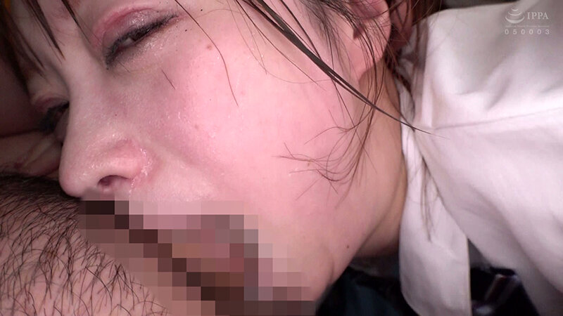 「北岡果林・森沢かな他41名の美少女女優が魅せる激しいイラマチオ厳選40シーン4時間ベスト」のサンプル画像7枚目