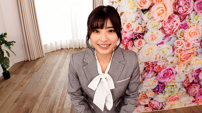 「【素人】巨乳秘書が童貞筆おろしで何度も中出し!敏感デカチンに発情する美人OL」のサンプル画像1枚目