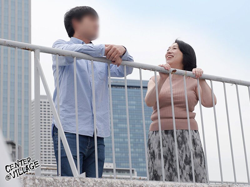 「運命の再会 引っ越し先のアパートの隣人は学生時代に付き合っていた担任●師だった 柏木舞子」のサンプル画像2枚目