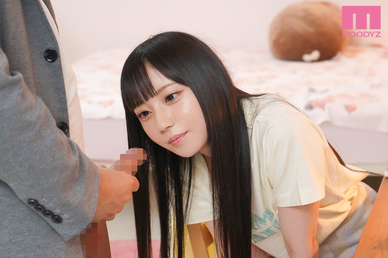 「反抗期の女の子の家庭教師になったのが運の尽き
親御さんの前で指導の説明をしてる最中におちんぽずっと手コキで責められて、完全に主導権握られたまま射精させられちゃうダメ教師チンポ
バレたら人生終わるのに、何歳も年下の子に手玉にとられて弄ばれて気...」のサムネイル