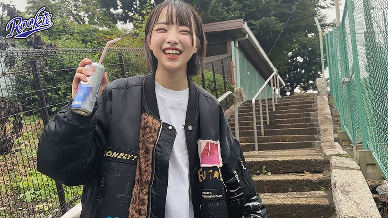 「美少女・小島みこと甘いデート＆濃厚キス！理想の愛人との中出しセックス体験」のサンプル画像1枚目