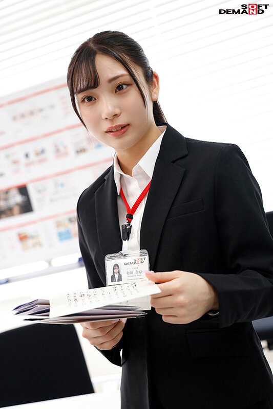 「SOD女子社員メディア事業部1年目松川令奈がユーザー様からのリクエストに応えて悶絶ガマン業務に挑戦！天性の潮吹き体質、限界突破の1日に密着！」のサンプル画像4枚目