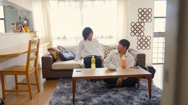 「近藤ムム｜ニューハーフ美女の初アナルSEX＆潮吹きアクメ｜巨根で絶頂する男の娘」のサンプル画像2枚目