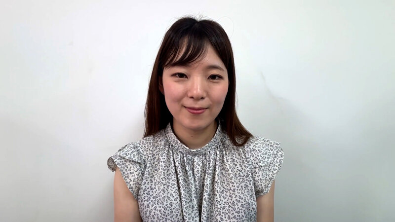 「M男が街中で女性に声をかけてワキを舐めさせて貰う OL あいるちゃん」のサンプル画像3枚目