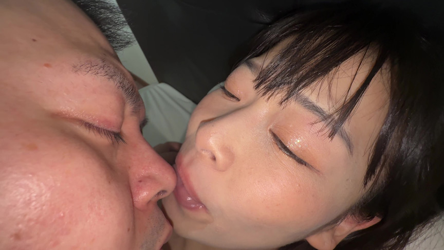 「【原美織】ディープキス&鼻フェラの個人撮影動画|濃厚キスとフェチプレイが堪能できる作品」のサンプル画像16枚目