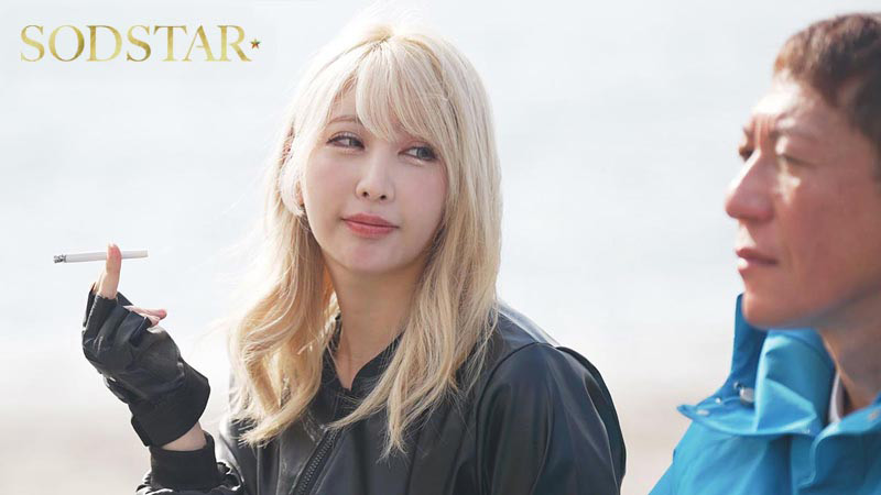 「離婚したてのぼくが大型バイクにまたがるギャルライダーとツーリングで運命的に出会い 彼女が営む海沿いの民宿でたらふくご馳走になって一晩中なまハメしまくって12回射精した 夏目響」のサンプル画像2枚目