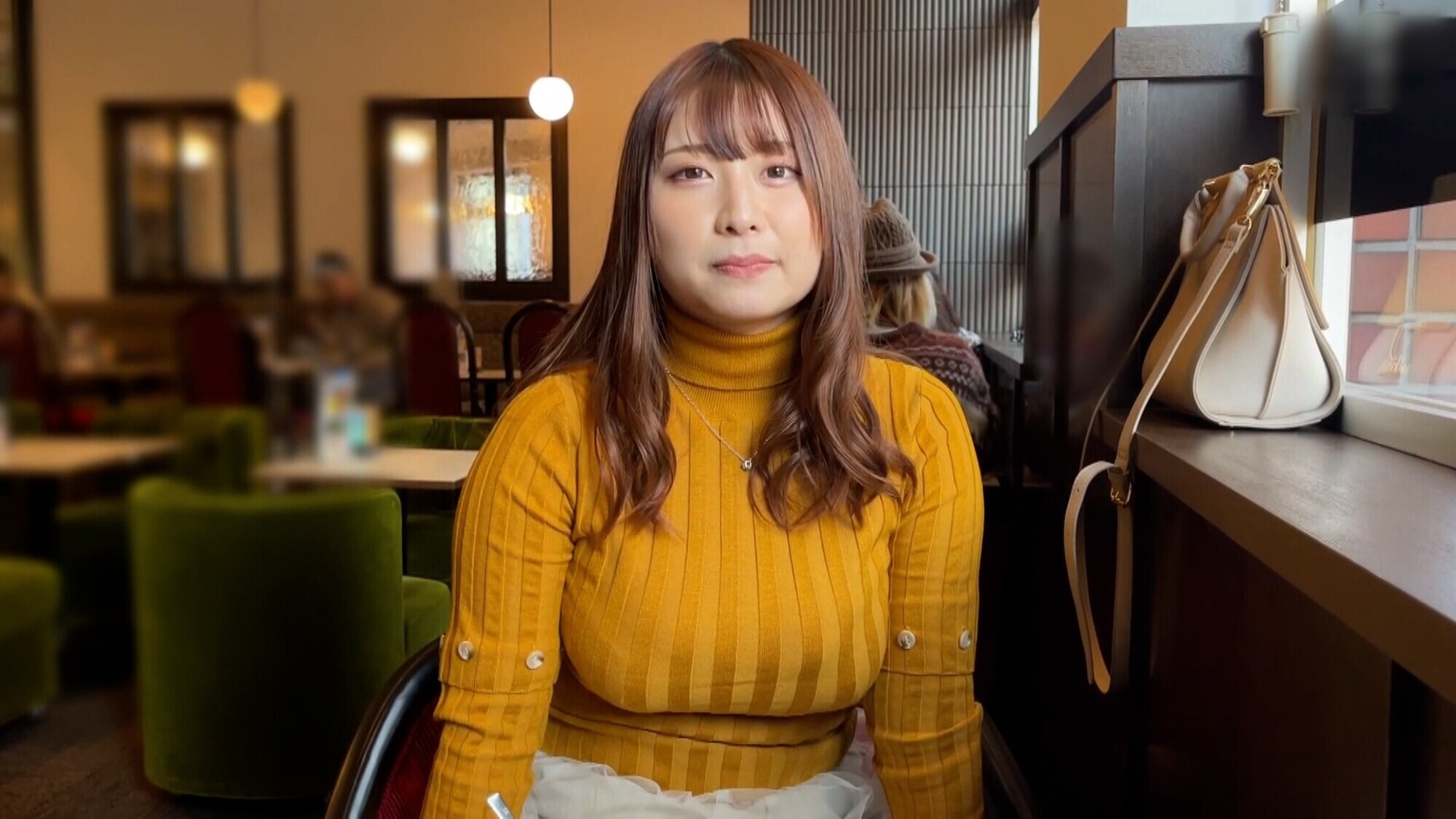 「無垢な笑顔とおっとり感で良いコ感ハンパない乙女とマッチアプリで知り合い個撮テイでラブホでパコパコ嵌め撮りセックス!」のサンプル画像1枚目