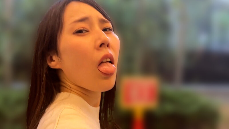 「【素人ナンパ】ツンデレお姉さんがM男に濃厚フェラチオ責め!街で声をかけた美女の本性」のサンプル画像1枚目