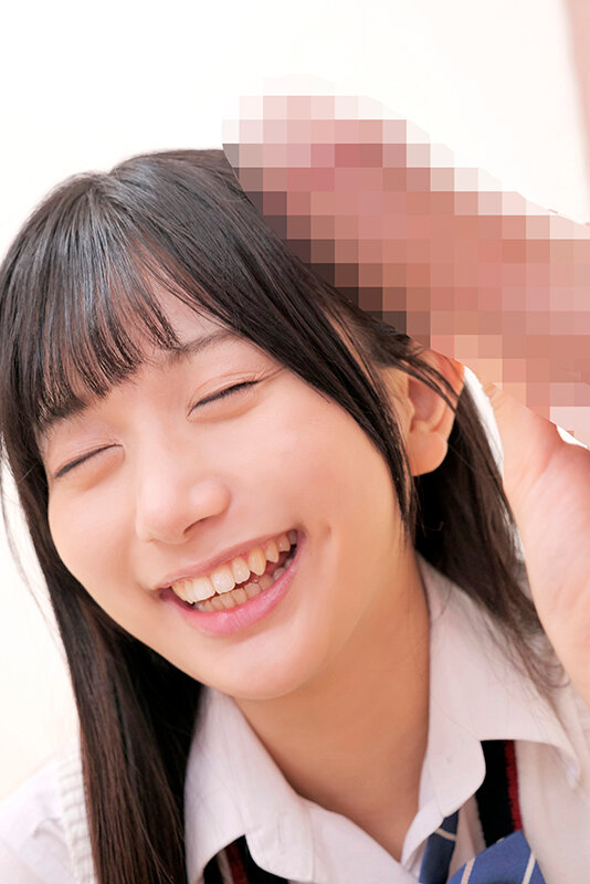 「素人ナンパ 代々木で見つけたウブな女子●生に18cmメガチ〇ポを素股してもらったらこんなヤラしい事になりました。」のサンプル画像6枚目