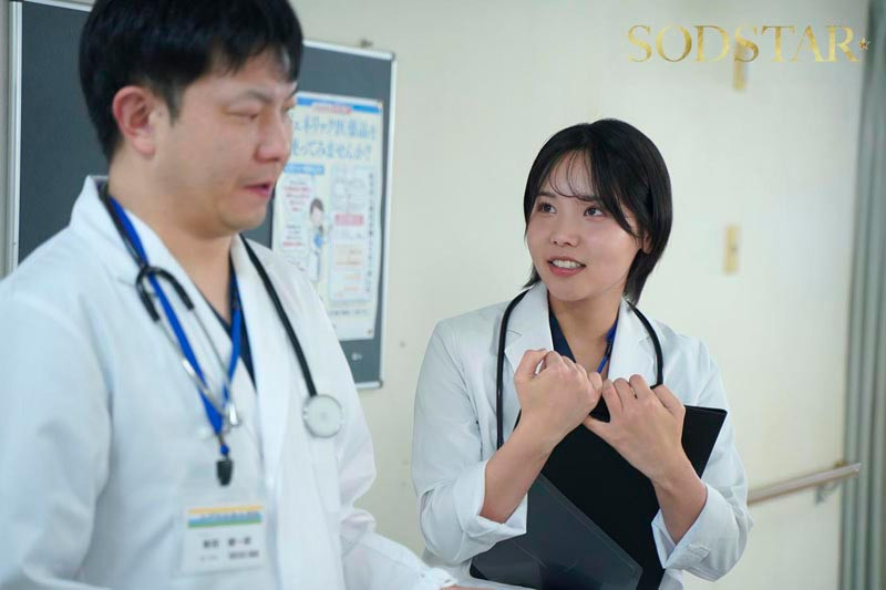 「受胎病棟 来月結婚する後輩女医が夜勤中休憩しているところに何度も特濃精子を中出しして幸せな将来を破壊してやる 柴崎はる」のサムネイル