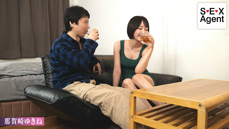 「柊ゆうき・大原理央ら美少女7人の酔っ払いフェラ！巨乳カップルのエロ奉仕テクニック」のサンプル画像12枚目