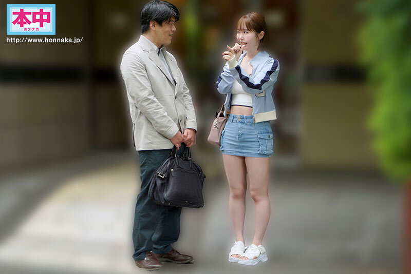 「街中で逆ナン!見つけた童貞に…ガチンコ出演交渉!みさみさの凄テクに10分間耐えれたらナマ中出しで童貞卒業させたげる 小栗操」のサンプル画像2枚目