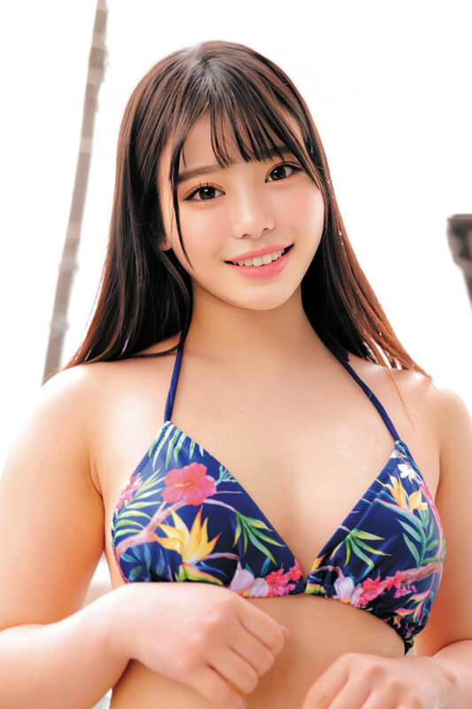 「真夏の素人水着ギャル祭り!素股オイルマッサージでカチカチち○ぽがアソコに擦れて赤面発情!かすみもあ」のサンプル画像2枚目