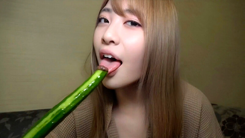 「完全プライベート映像 SNSで話題のムキムキえちえち全力美少女・ちゃんよたと初めての二人きりお泊まり」のサンプル画像13枚目