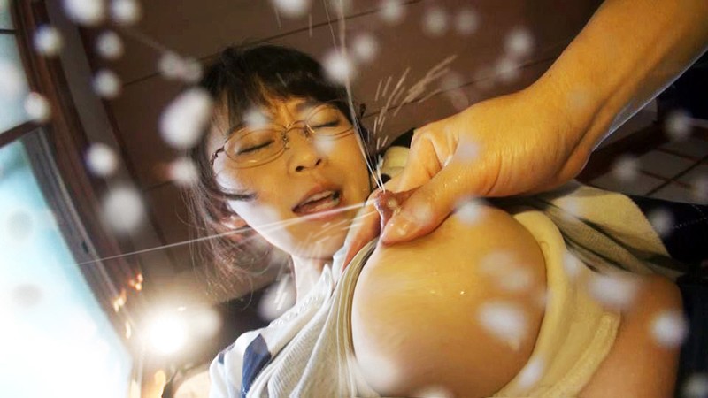 「母乳敏感ママの初晒し 小林美沙」のサンプル画像2枚目