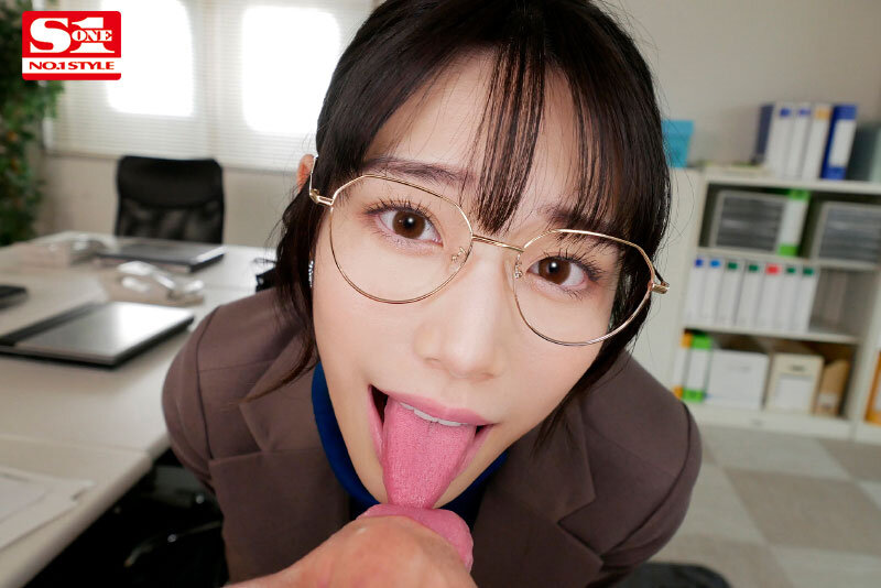 「密室、息がかかるほど至近距離でNTR（寝取）ってあげる 河北彩花」のサンプル画像9枚目