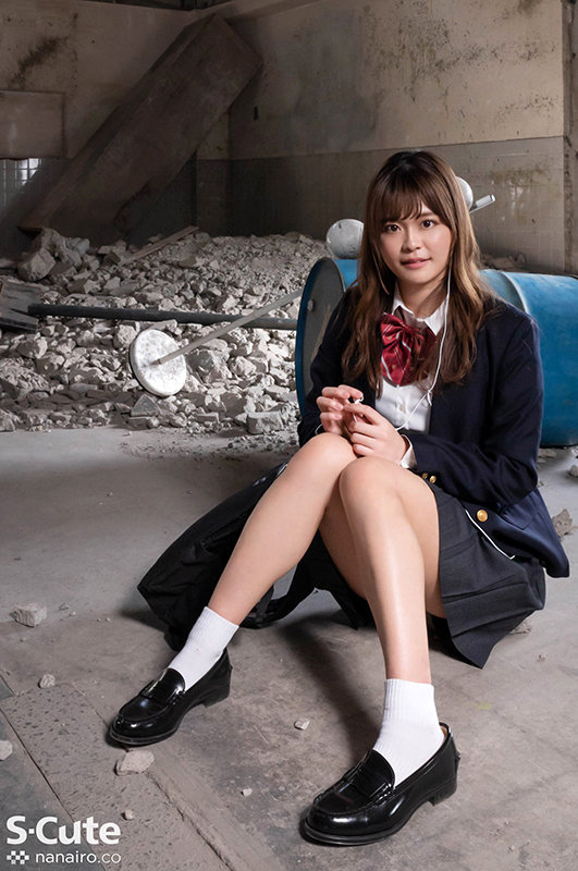 「廃墟×制服 ベストコレクション」のサンプル画像6枚目