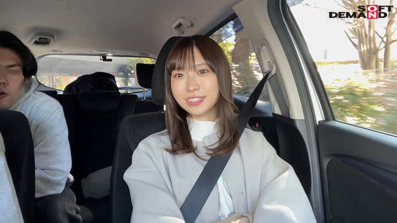 「【初撮り】乃○坂にいそうな正統派美少女。大学ある日にAV撮影。愛嬌たっぷりの笑顔が一転！？ 気持ちよすぎておねだりが止まらないドMちゃんでした。 ひなちゃん 23歳」のサンプル画像3枚目