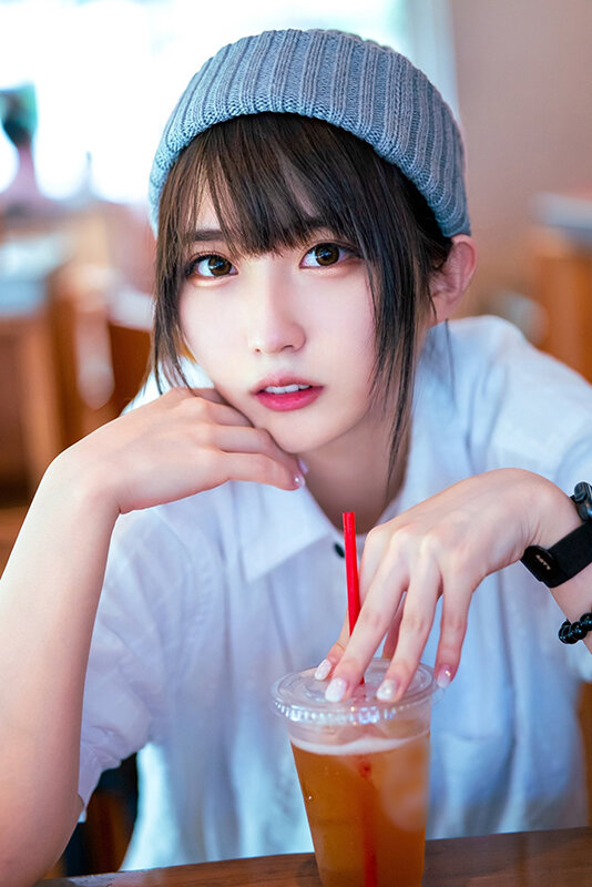 「素人大学生【限定】ジェンダーレス女子 マリ（22）身体は女、中身は男の子。女子も惚れるカッコイイ男子ファッション♀に生チンコぶっ挿し鬼パコ中出し！！イケメンだったあの子がメス声」のサンプル画像2枚目