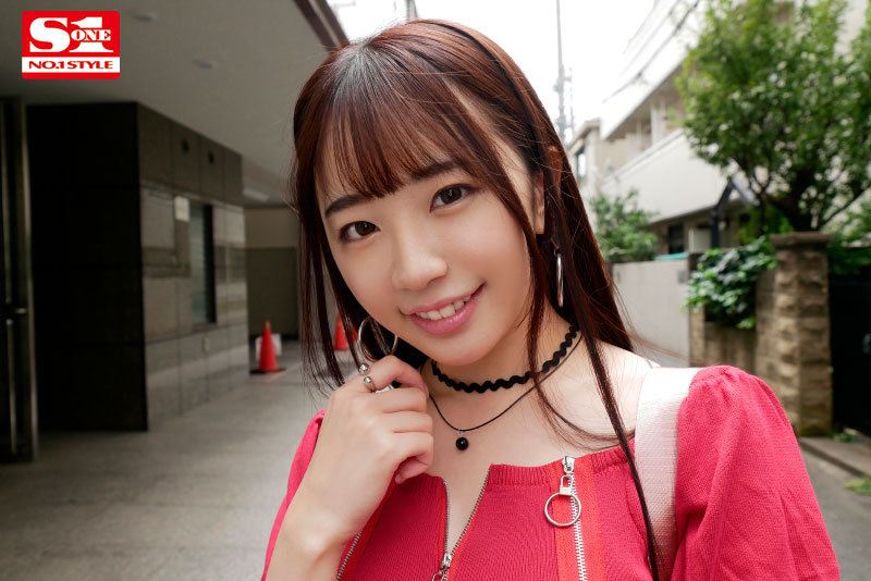 「M男クンのお宅に‘東雲みれい’が緊急突撃！アドリブ全開で痴女っちゃうGcup小悪魔美少女の1日7発射精ドキュメント」のサンプル画像1枚目