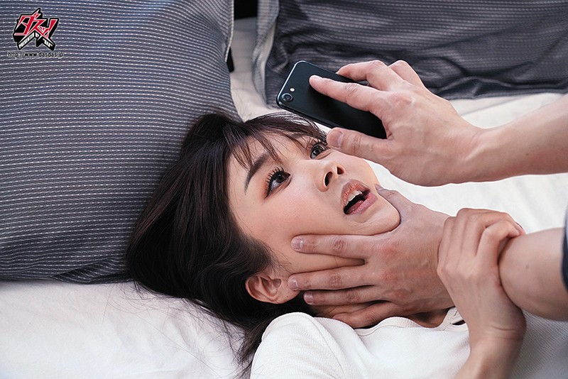 「催淫洗脳された美人妻は嫌がりながらも淫乱ビッチになっていた 大槻ひびき 吉良りん」のサンプル画像10枚目