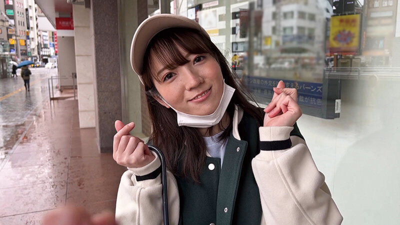 「タンポポみたいに飛んでいきそうなくらい軽いふわふわま○こちゃん（いろじろ） と美乳揉み放題カラオケセクパ」のサンプル画像1枚目