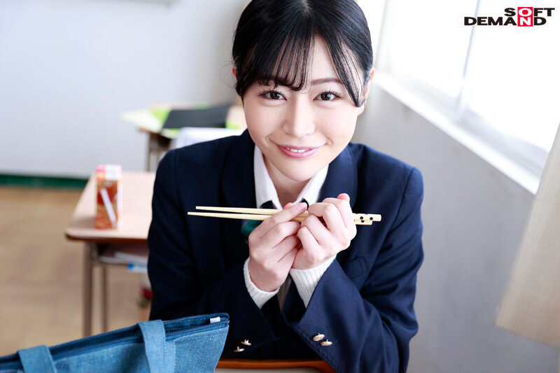 「「童貞卒業させてあげよっか？」世話焼きな幼馴染が童貞の僕を優しく筆おろし！しかも先輩の彼氏がいるのに学校で何度も何度も性交して…そんな君に本気で恋をした。 響乃うた」のサンプル画像4枚目