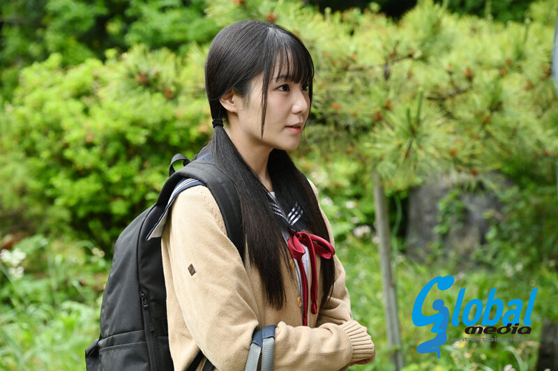 「蔵の中で緊縛調教される女子校生 預けられた地主老人宅で純真娘を待ち受ける悲運。父の死の悲しみと、始まる肉奴●の日々… 広瀬このみ」のサンプル画像1枚目