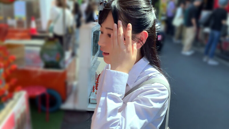 「【透き通る美少女!!性春エチョナ登場!!】掟破りの制服コスプレデートでカウパー氏線液ダダ洩れ!!極上スレンダー美ボディの感度も…上の上の極上!!引き締まった青春プリプリ美尻の生チンピストン爆裂ハメ撮りは流石に遺憾すぎ!? 響乃うた」のサンプル画像1枚目