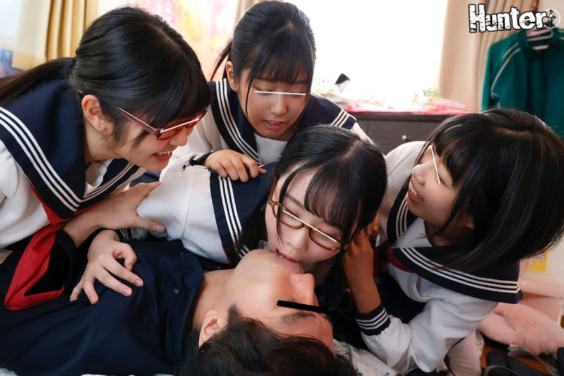 「エロマンガ好きの陰キャなオタク義妹とその友達がボクのチ○ポで脱二次元乱交！突然出来た義妹は全く打ち解けられない陰キャ！だけど義妹の頭の中は…」のサンプル画像3枚目