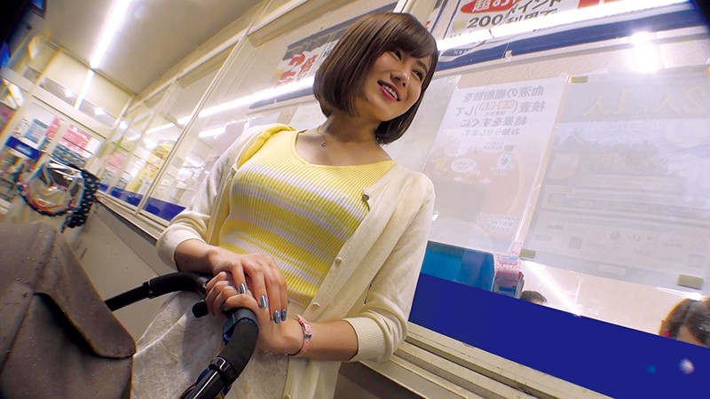 「美巨乳ヤリマン妻ナンパ！ 中出し性処理調教 里穂Gカップ29歳」のサンプル画像1枚目