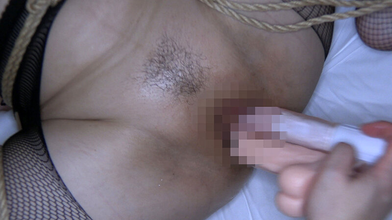 「拡張調教される巨乳の美人妻(投稿ネーム◎涼子)」のサンプル画像2枚目